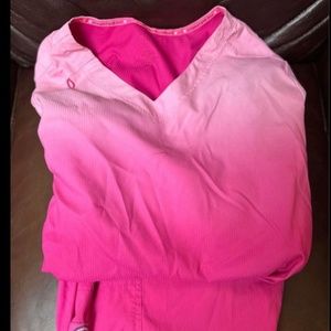 Koi pink/orchid ombre scrub set